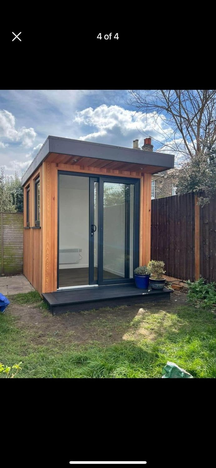 Cedar garden studio with sliding doors